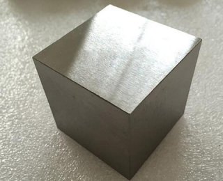 Molybdenum Cube